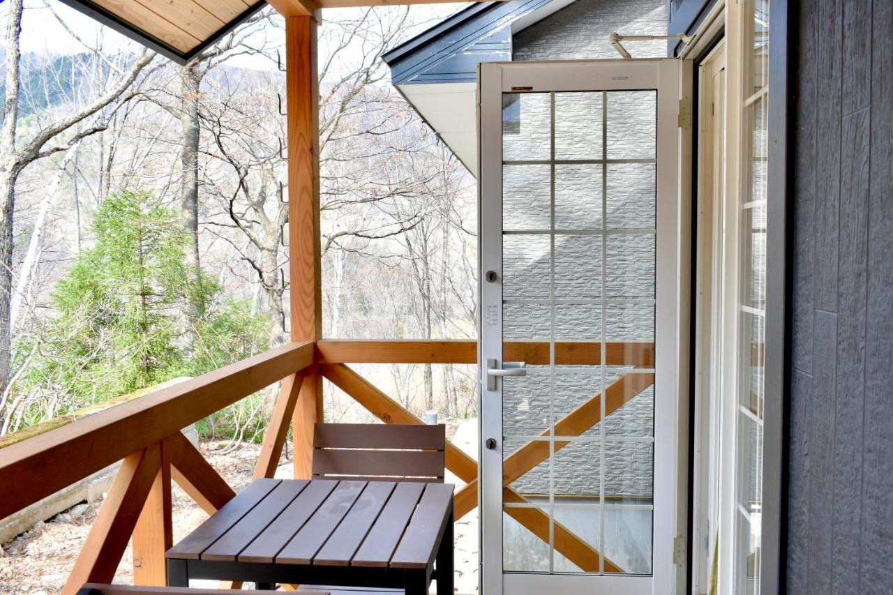 Penke Panke Lodge And Apartments Hakuba Exterior photo